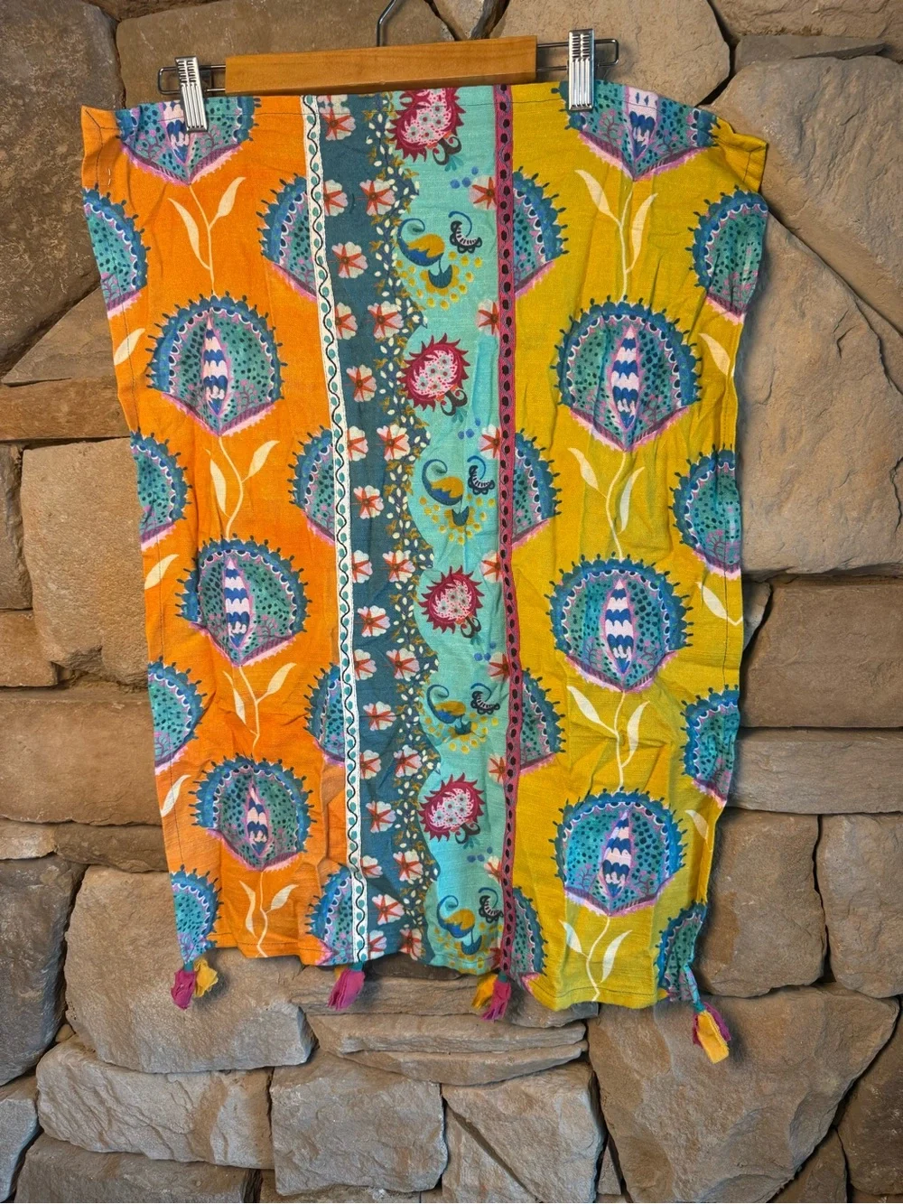 New🌟Anthropologie-Vibrant Floral Tassel Dish Towel